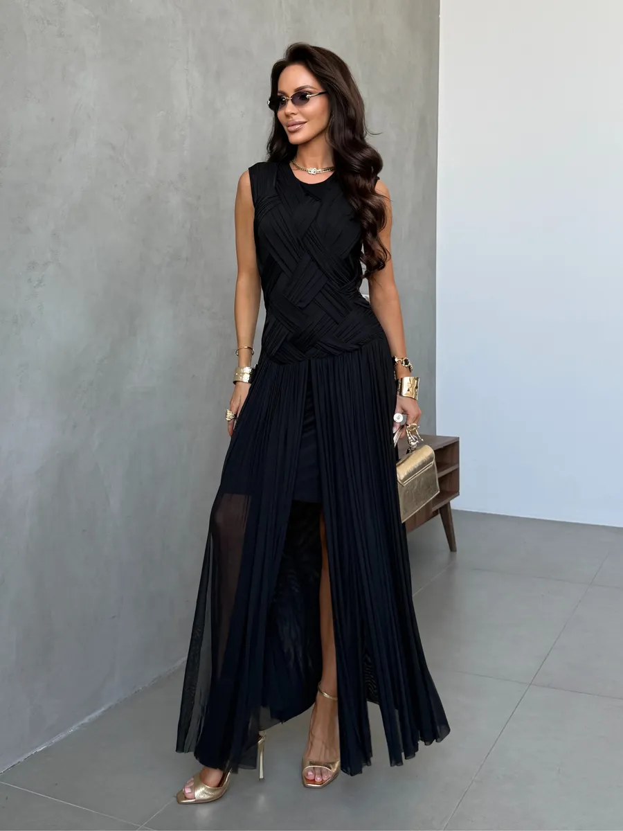 Черное праздничное вечернее платье на выпускной