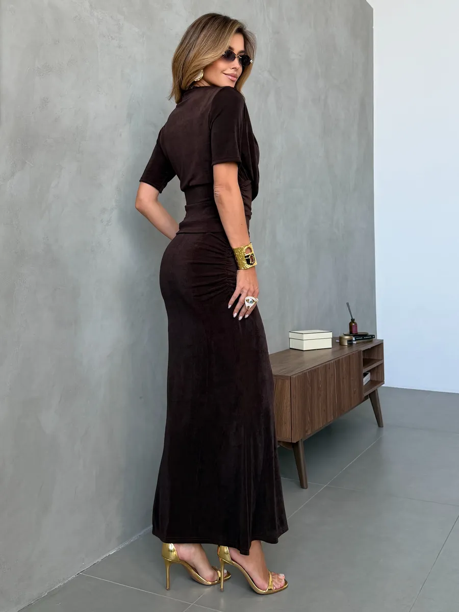 Коричневый праздничный костюм с юбкой нарядный на выпускной