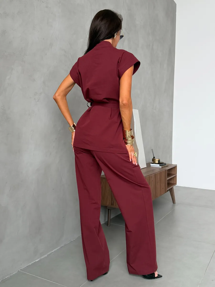 Бордовый костюм брючный летний праздничный с жилеткой