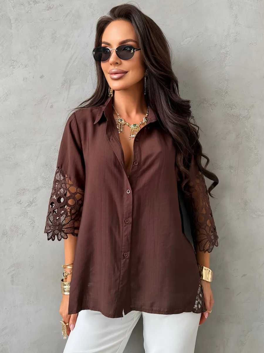 Коричневая блузка нарядная праздничная с ажурными рукавами