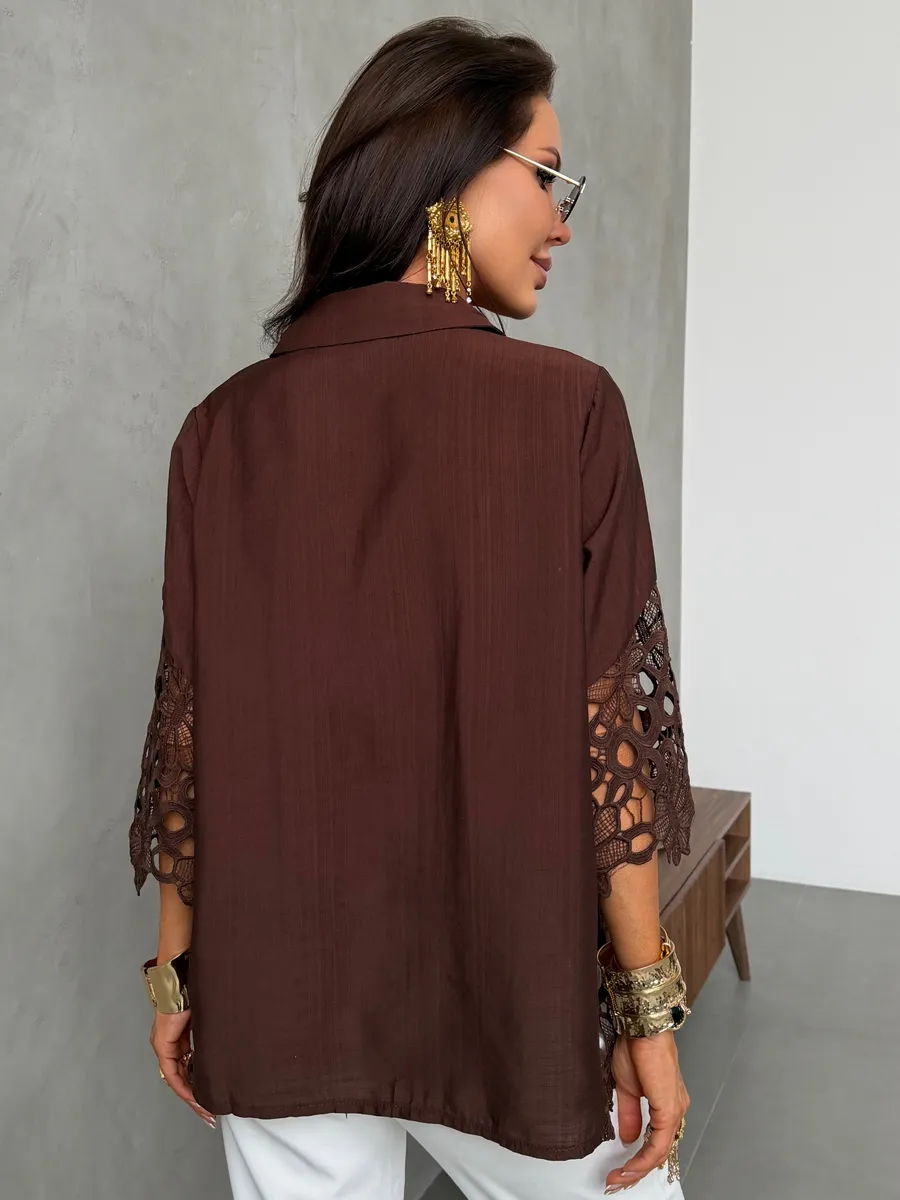 Коричневая блузка нарядная праздничная с ажурными рукавами