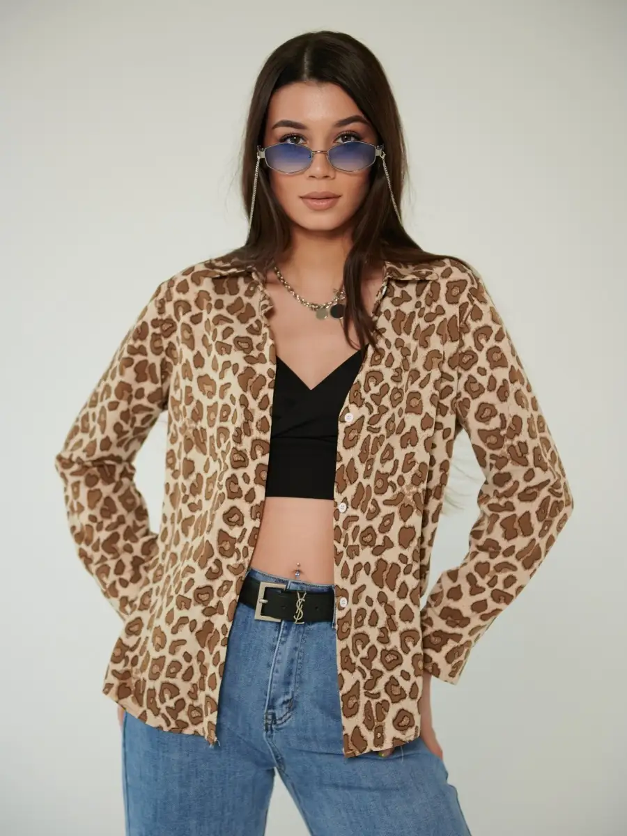 Молочная блузка