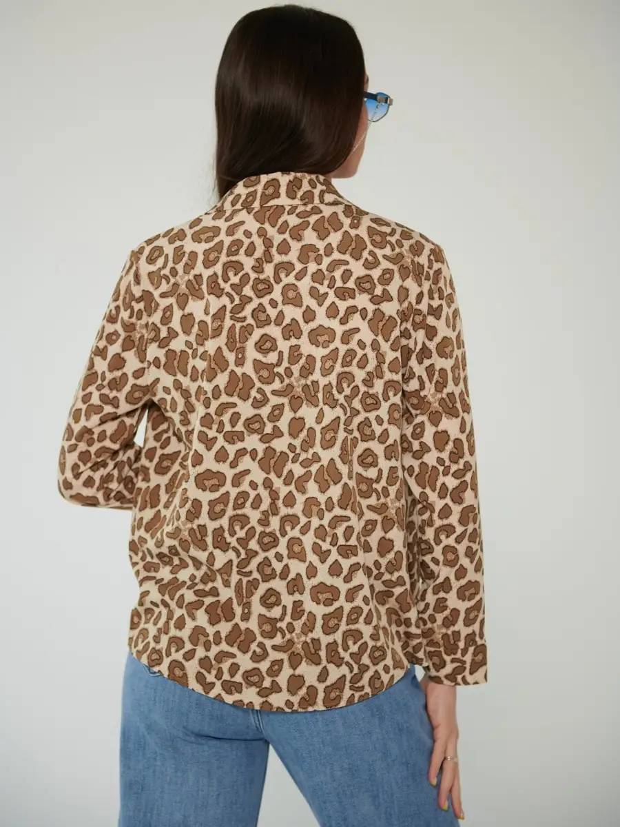 Молочная блузка