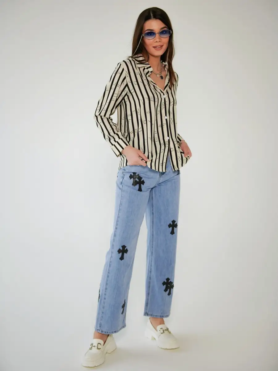 Белая блузка