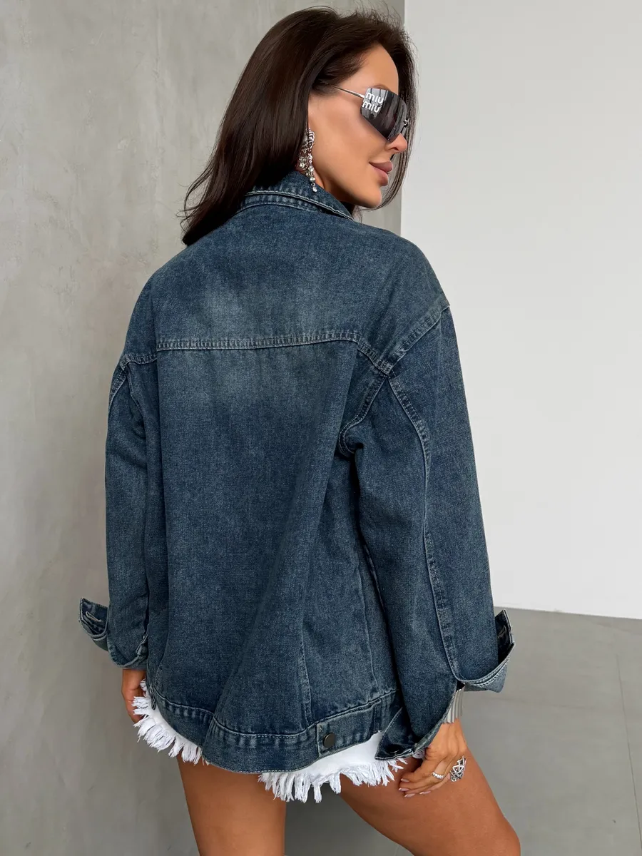 Синяя джинсовая куртка рубашка весенняя