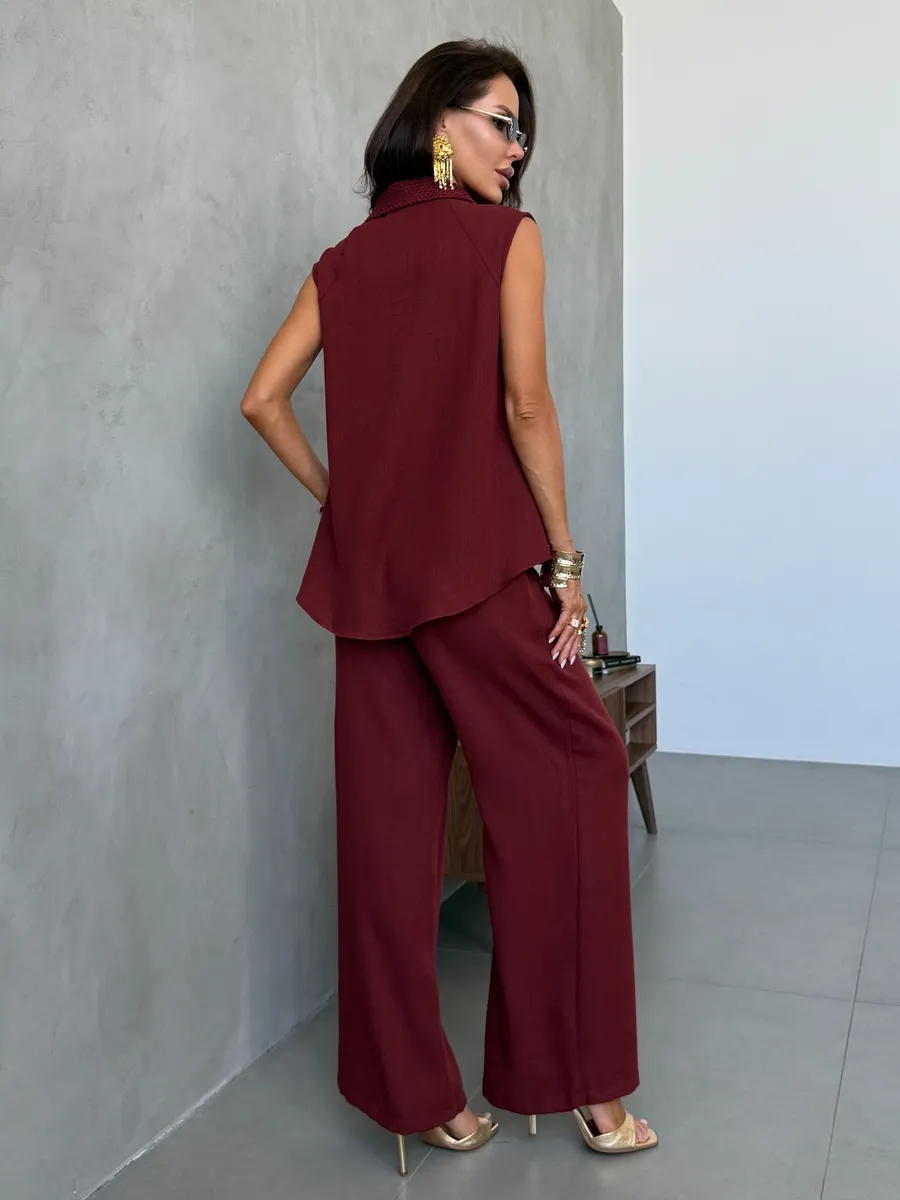 Бордовый летний костюм с рубашкой жилеткой и брюками палаццо
