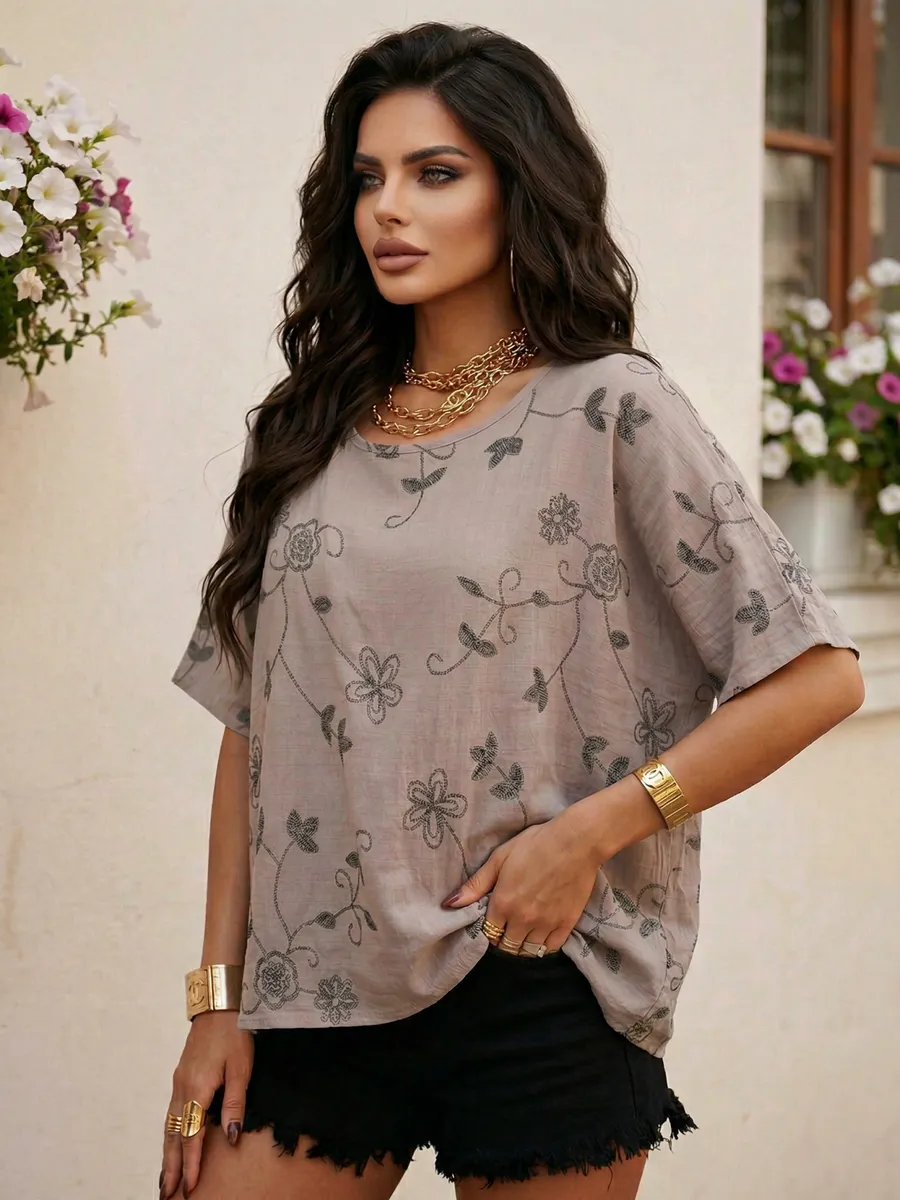 Капучино летняя нарядная блузка больших размеров с цветочным принтом