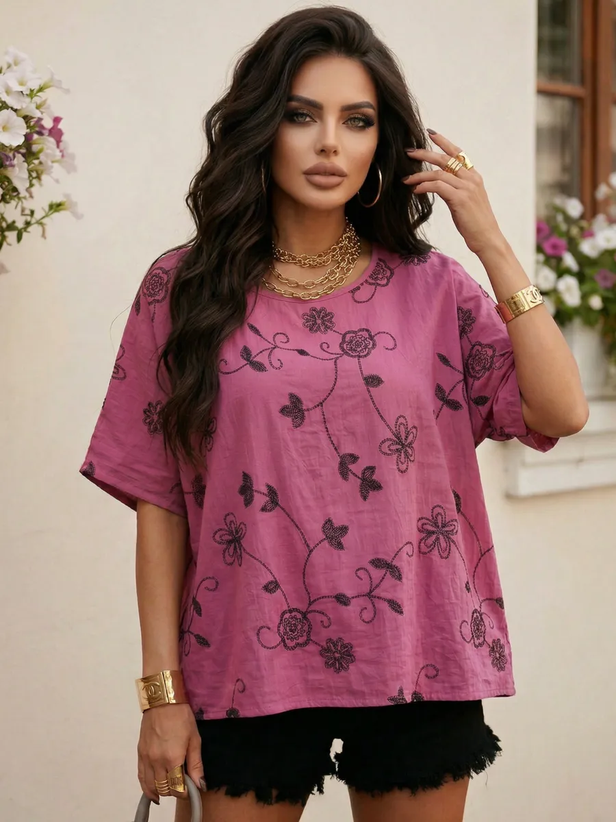 Фуксия летняя нарядная блузка больших размеров с цветочным принтом