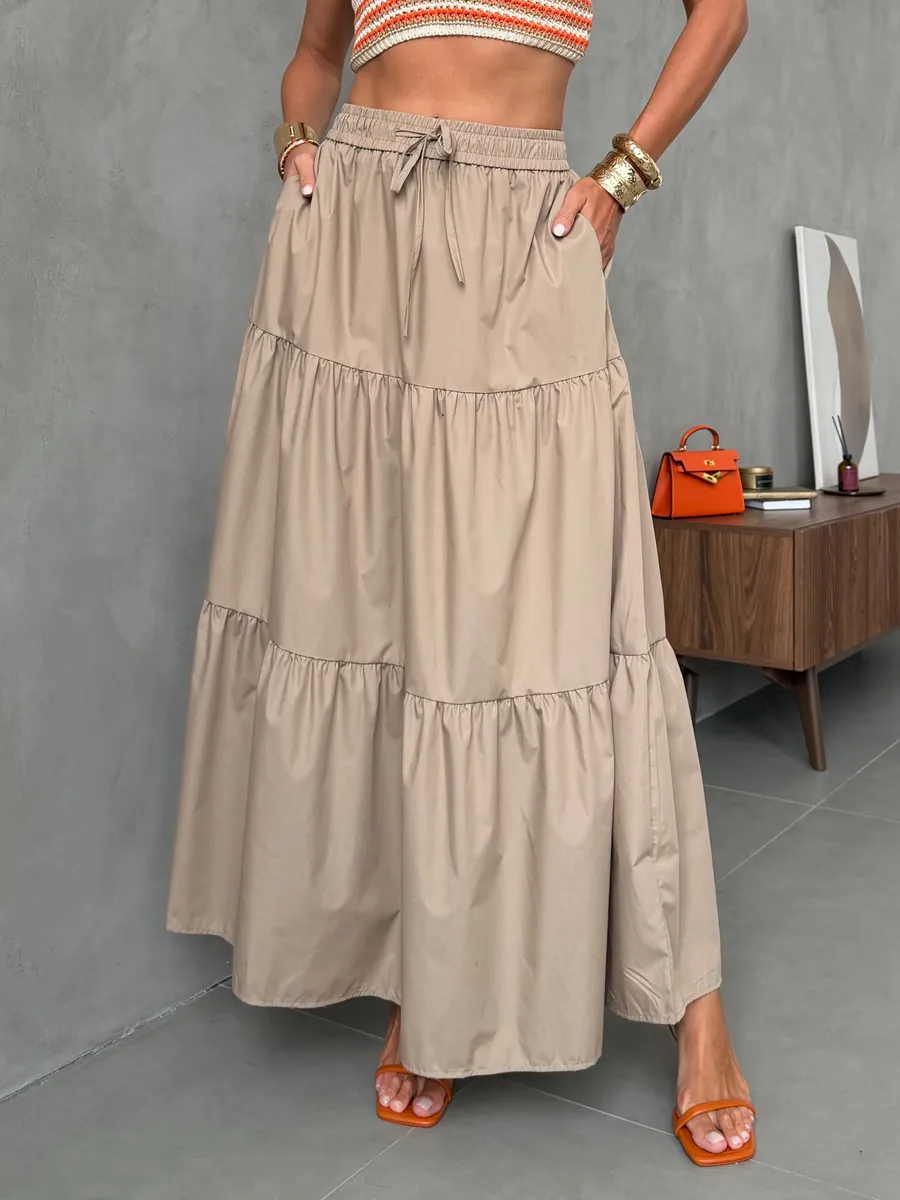 Темно-бежевая длинная летняя юбка макси