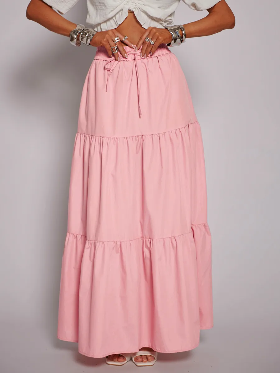 Пудровая длинная летняя юбка макси