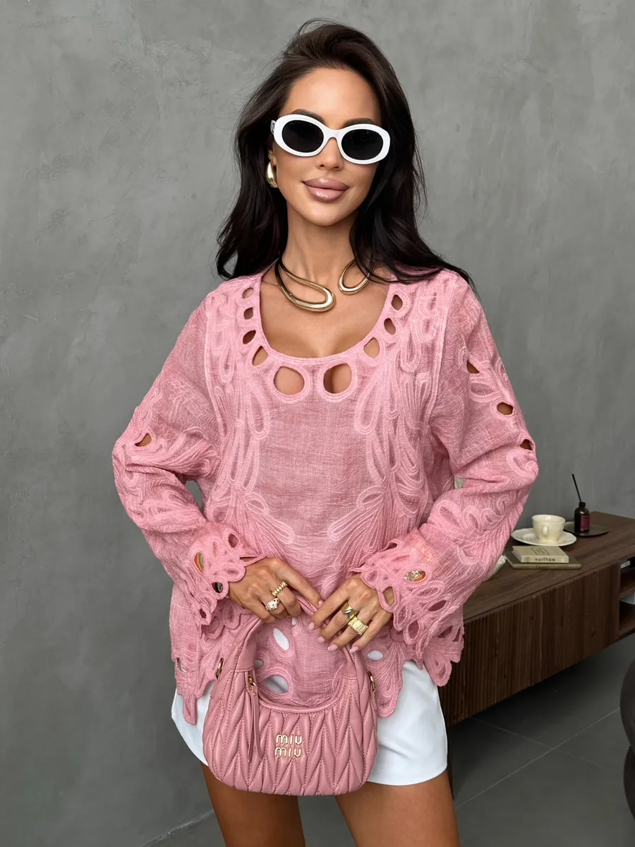 Розовый блузка нарядная летняя