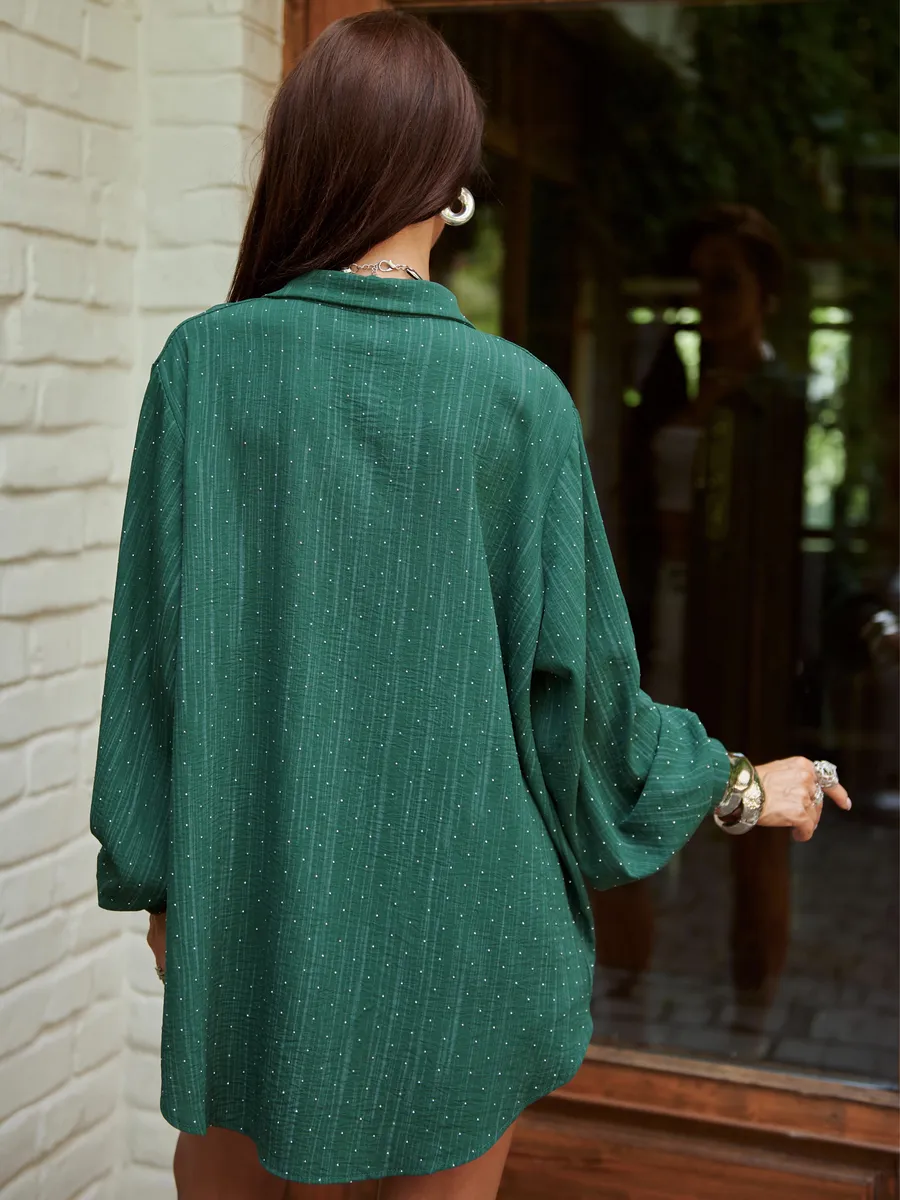 Зеленая нарядная рубашка оверсайз со стразами