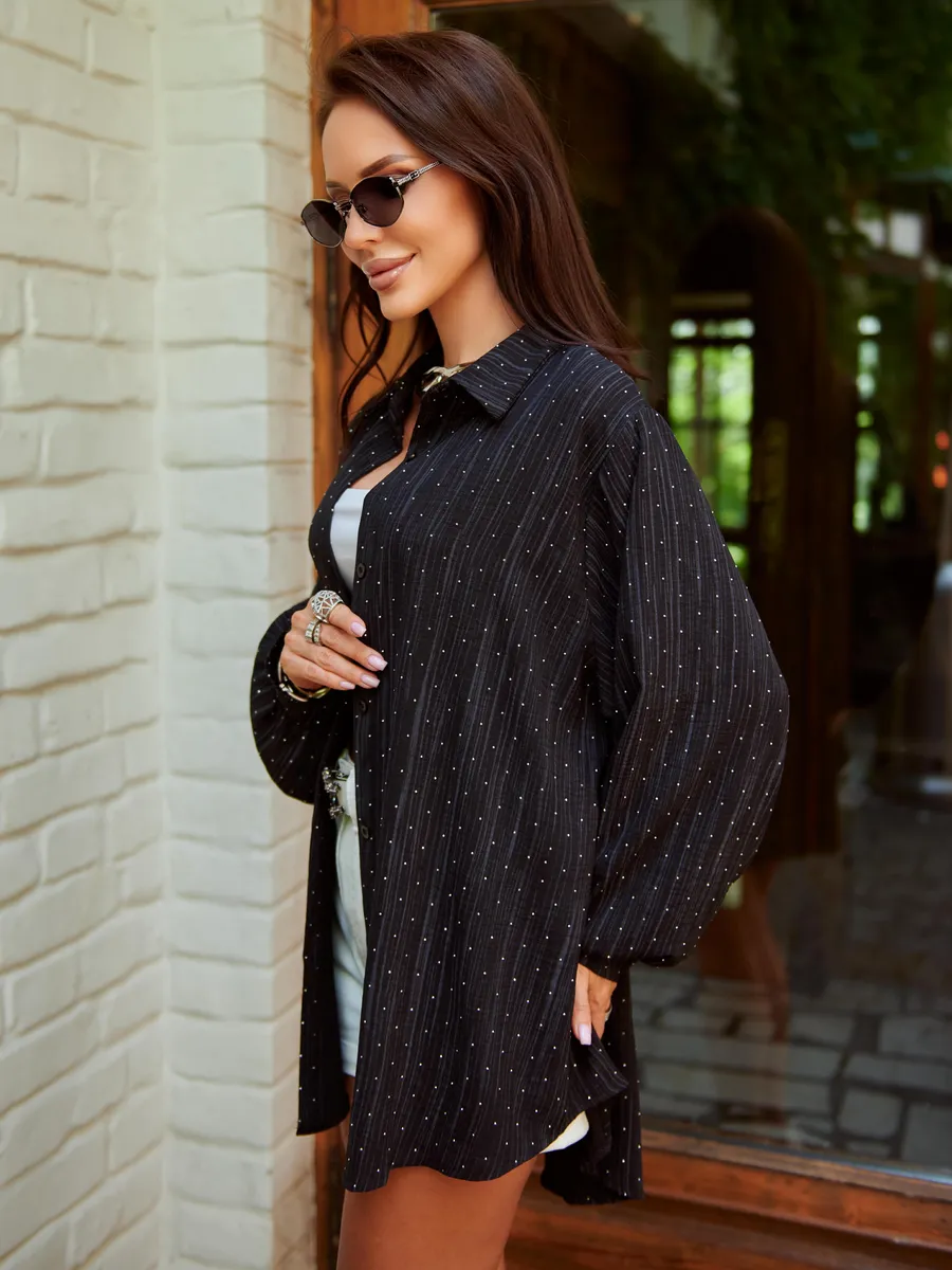 Черная нарядная рубашка оверсайз со стразами