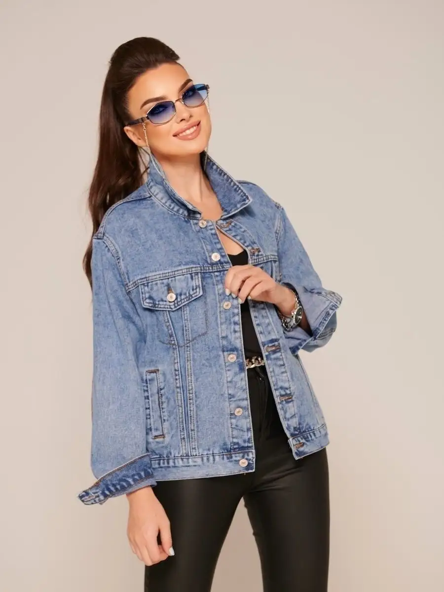 Синяя куртка джинсовая женская оверсайз летняя бомбер джинсовка