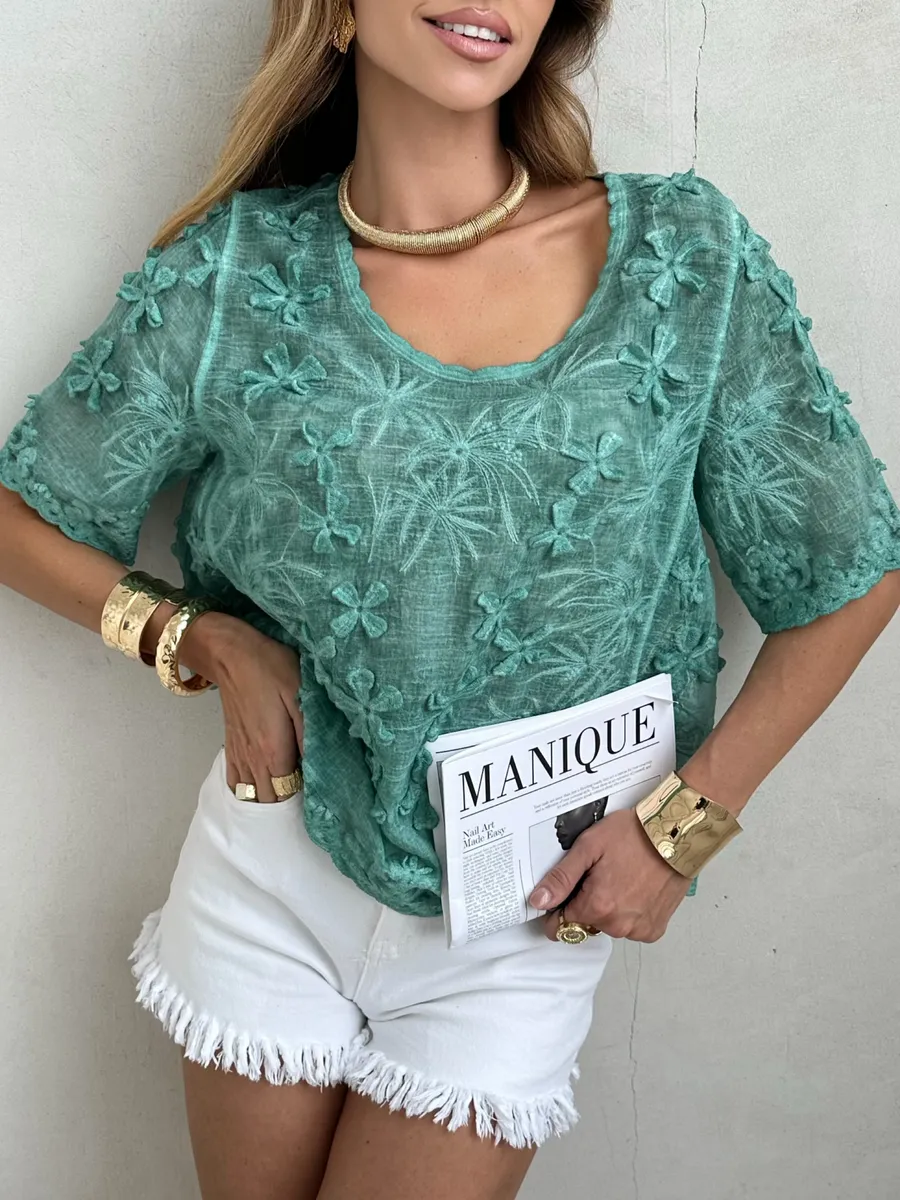 Зеленая летняя нарядная блузка с коротким рукавом