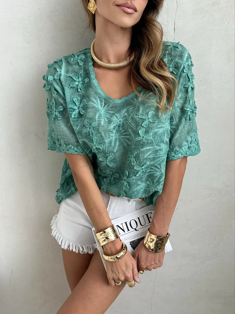 Зеленая летняя нарядная блузка с коротким рукавом