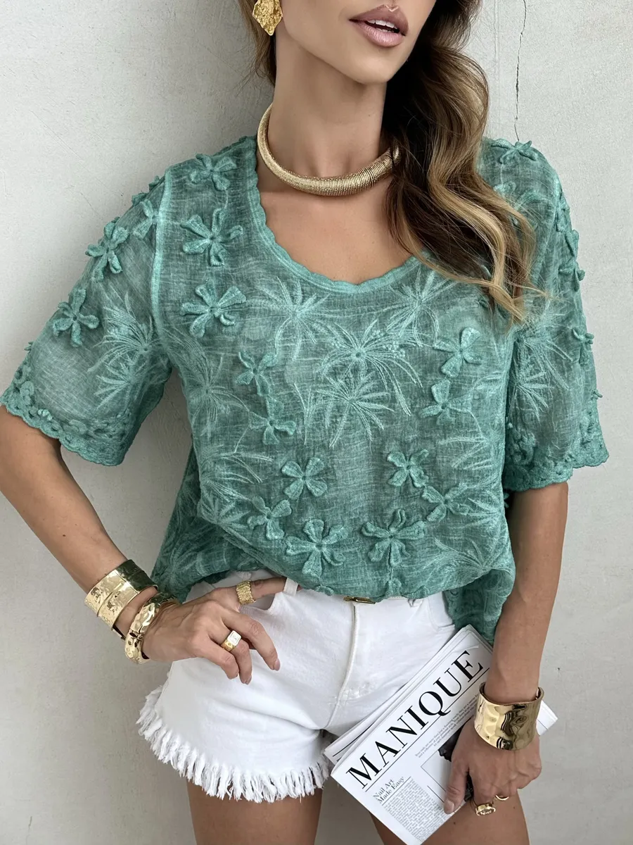 Зеленая летняя нарядная блузка с коротким рукавом