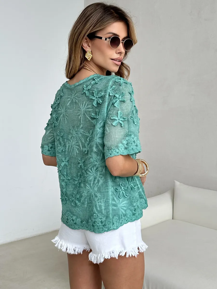 Зеленая летняя нарядная блузка с коротким рукавом