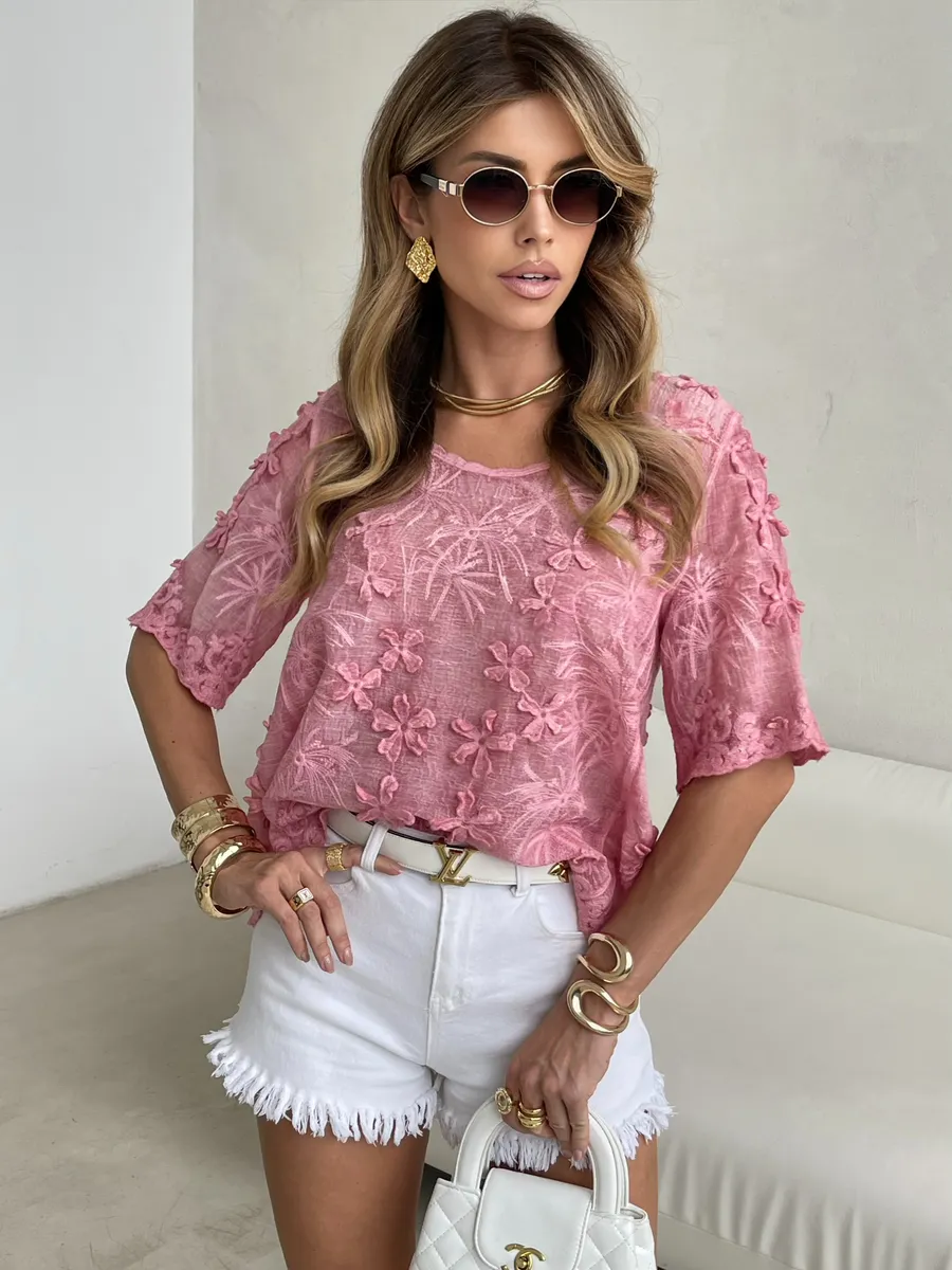 Розовая летняя нарядная блузка с коротким рукавом