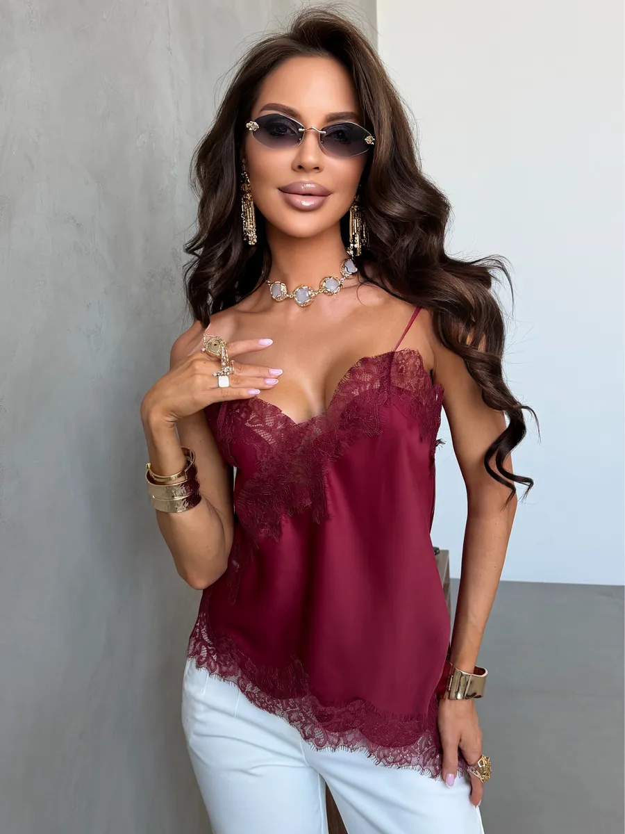 Бордовый атласный вечерний топ с кружевом