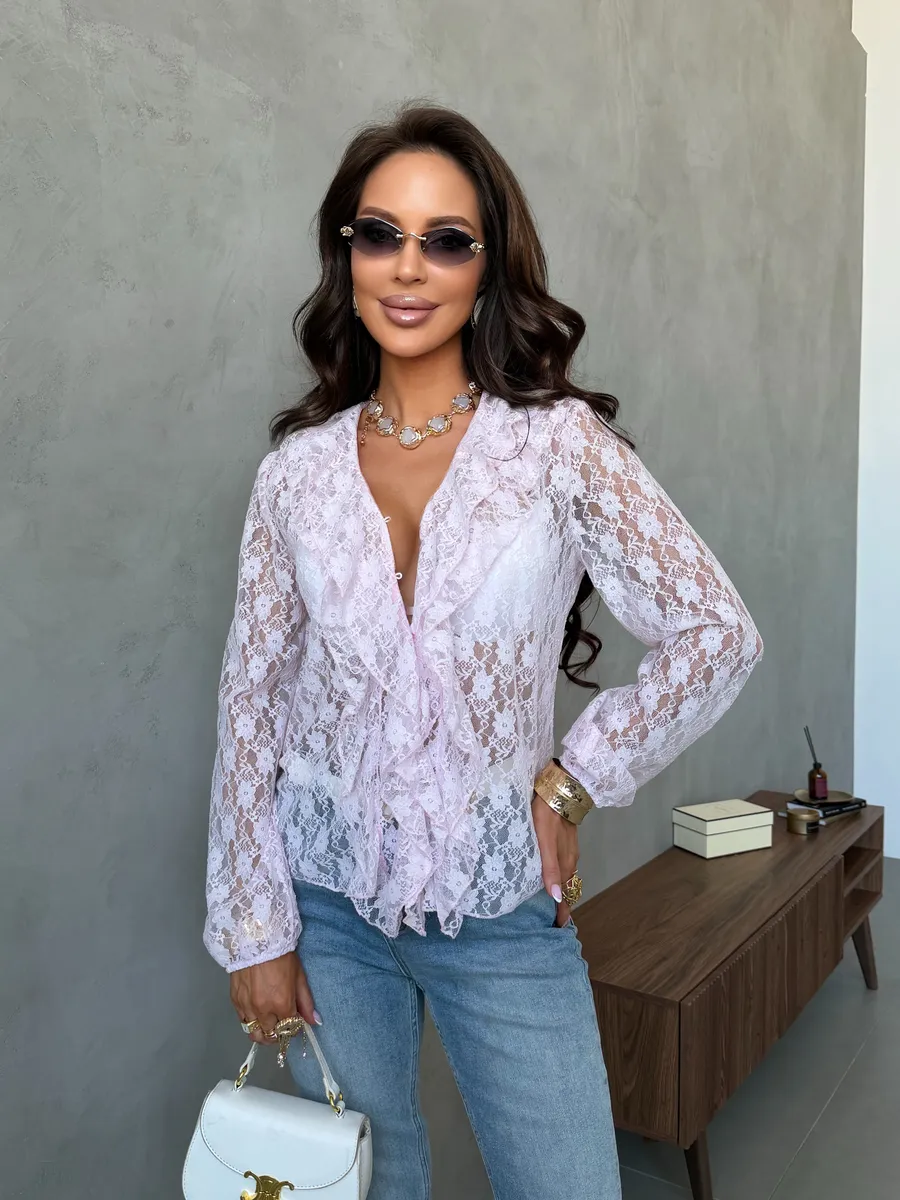 Розовая нарядная кружевная блузка праздничная вечерняя