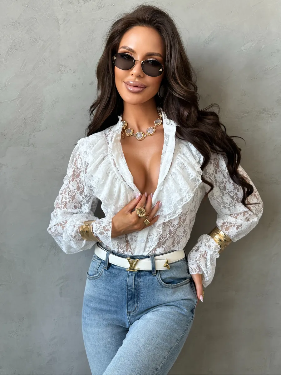 Белая нарядная кружевная блузка офисная праздничная с воланами