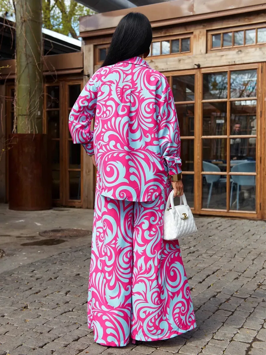 Фуксия брючный праздничный костюм летний двойка нарядный с принтом