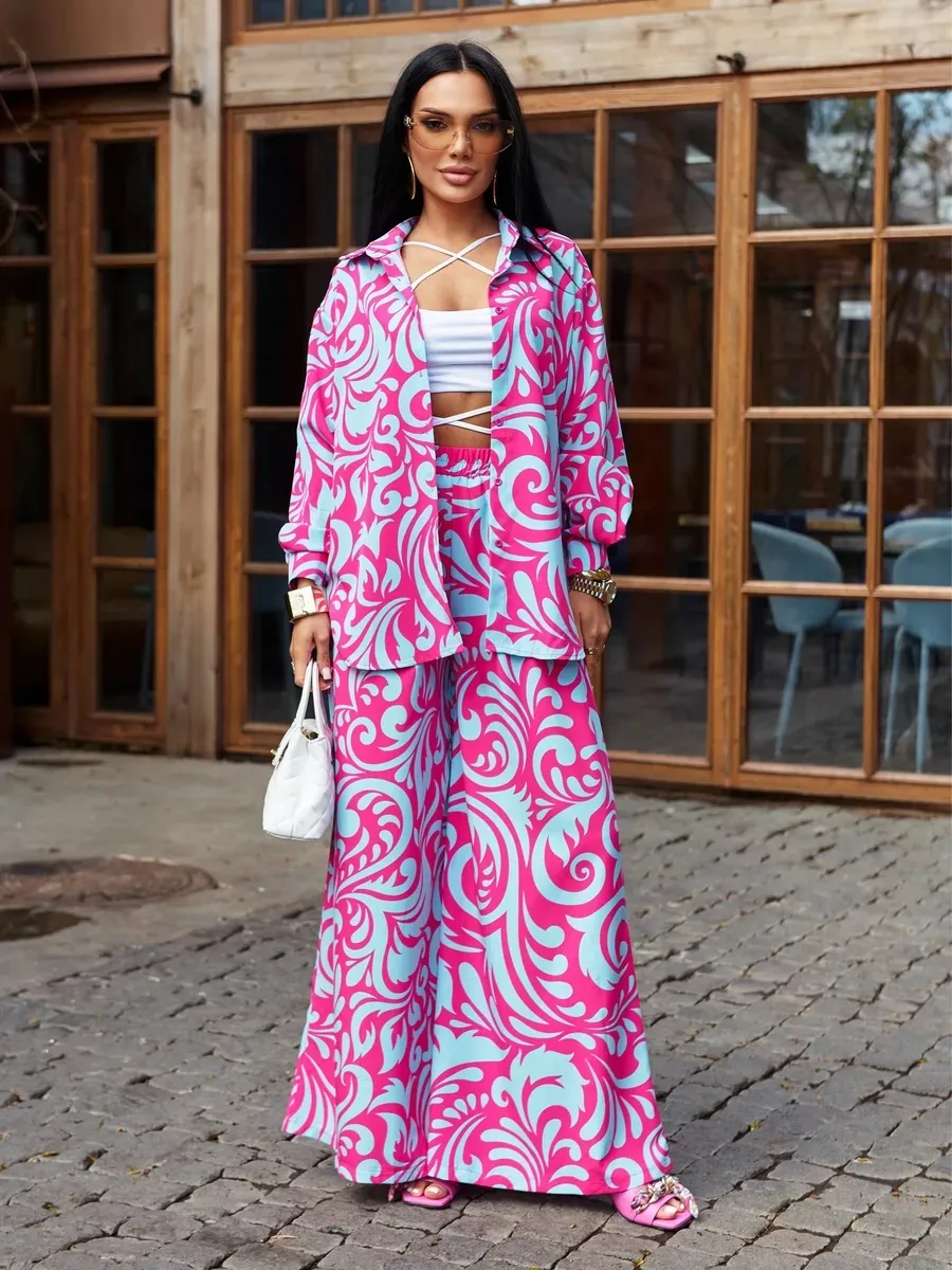 Фуксия брючный праздничный костюм летний двойка нарядный с принтом