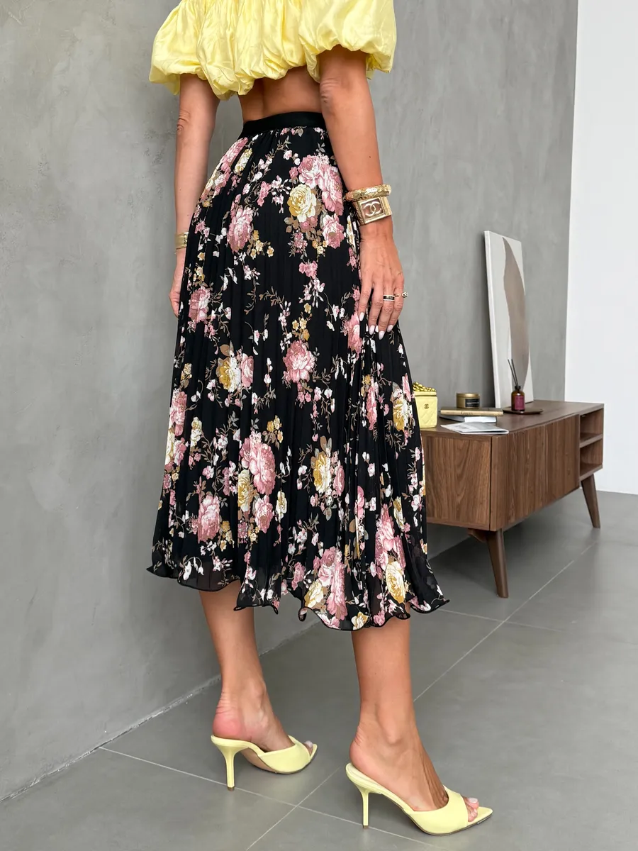 Черная длинная летняя юбка миди плиссе