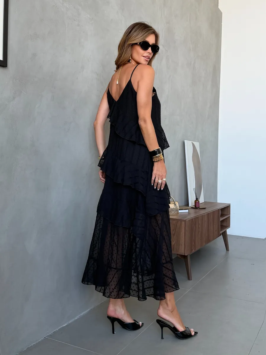 Черное летнее повседневное платье праздничное легкое с воланами