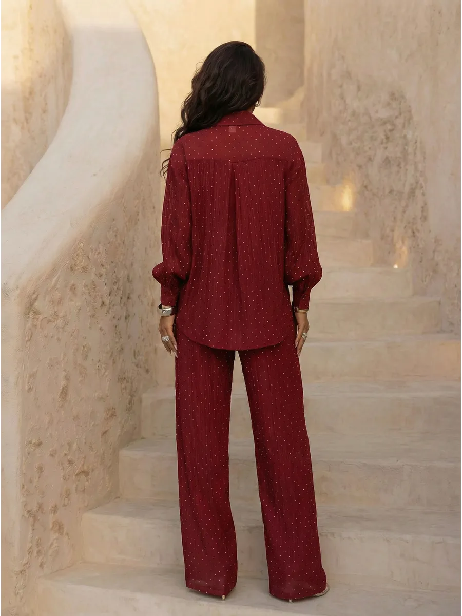 Бордовый костюм брючный летний