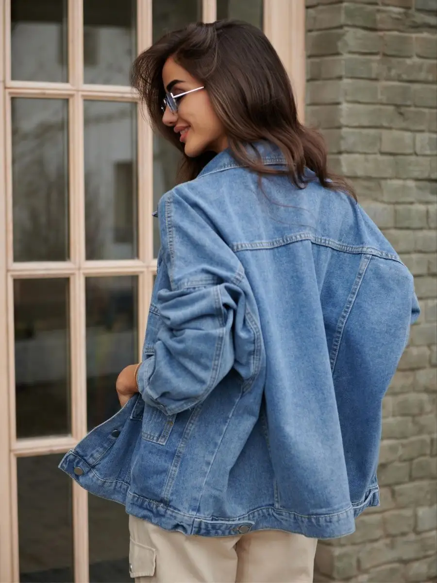 Голубая куртка джинсовая оверсайз