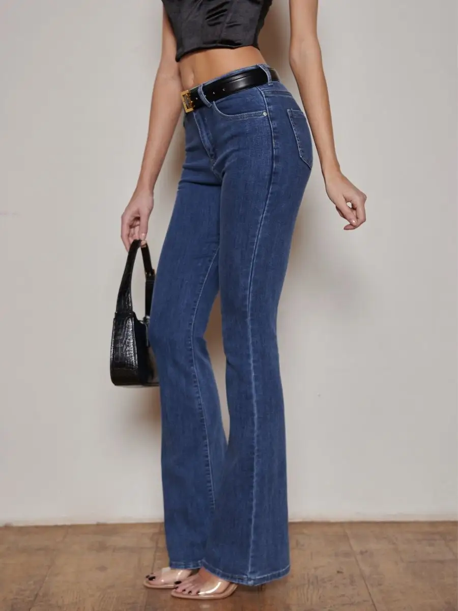 Джинсы с высокой посадкой пушап клеш