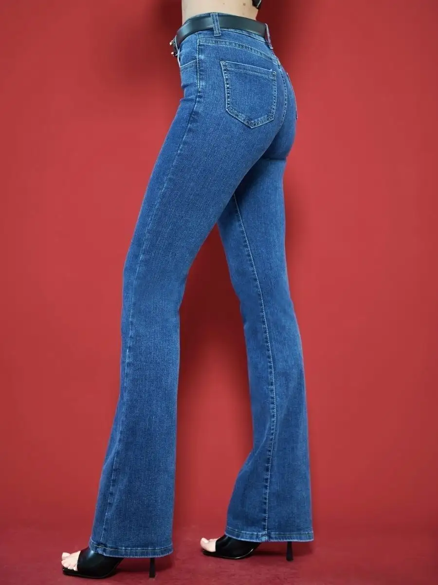 Джинсы с высокой посадкой пушап клеш