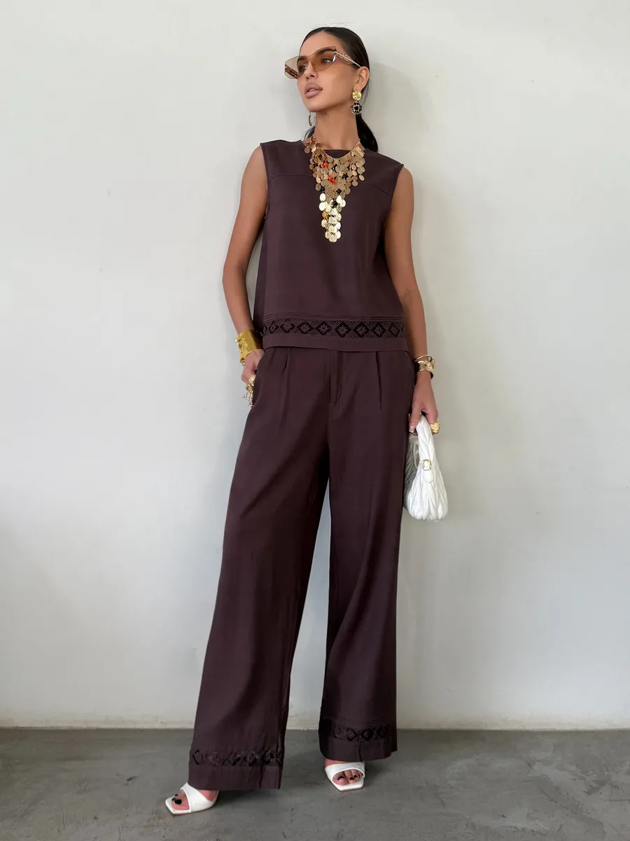 Костюм брючный летний льняной