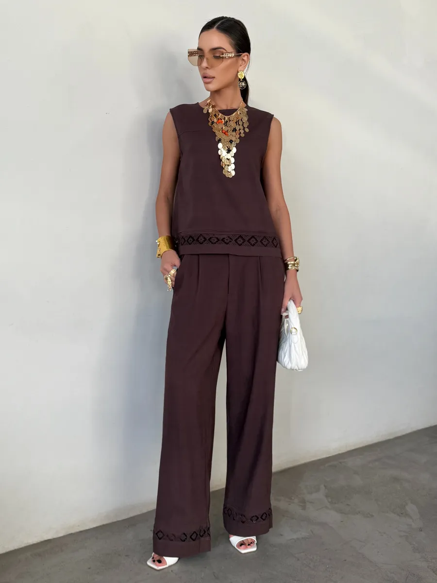 Костюм брючный летний льняной