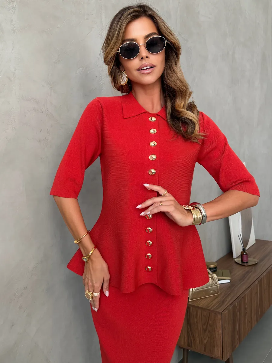 Оранжевый костюм с юбкой праздничный трикотажный