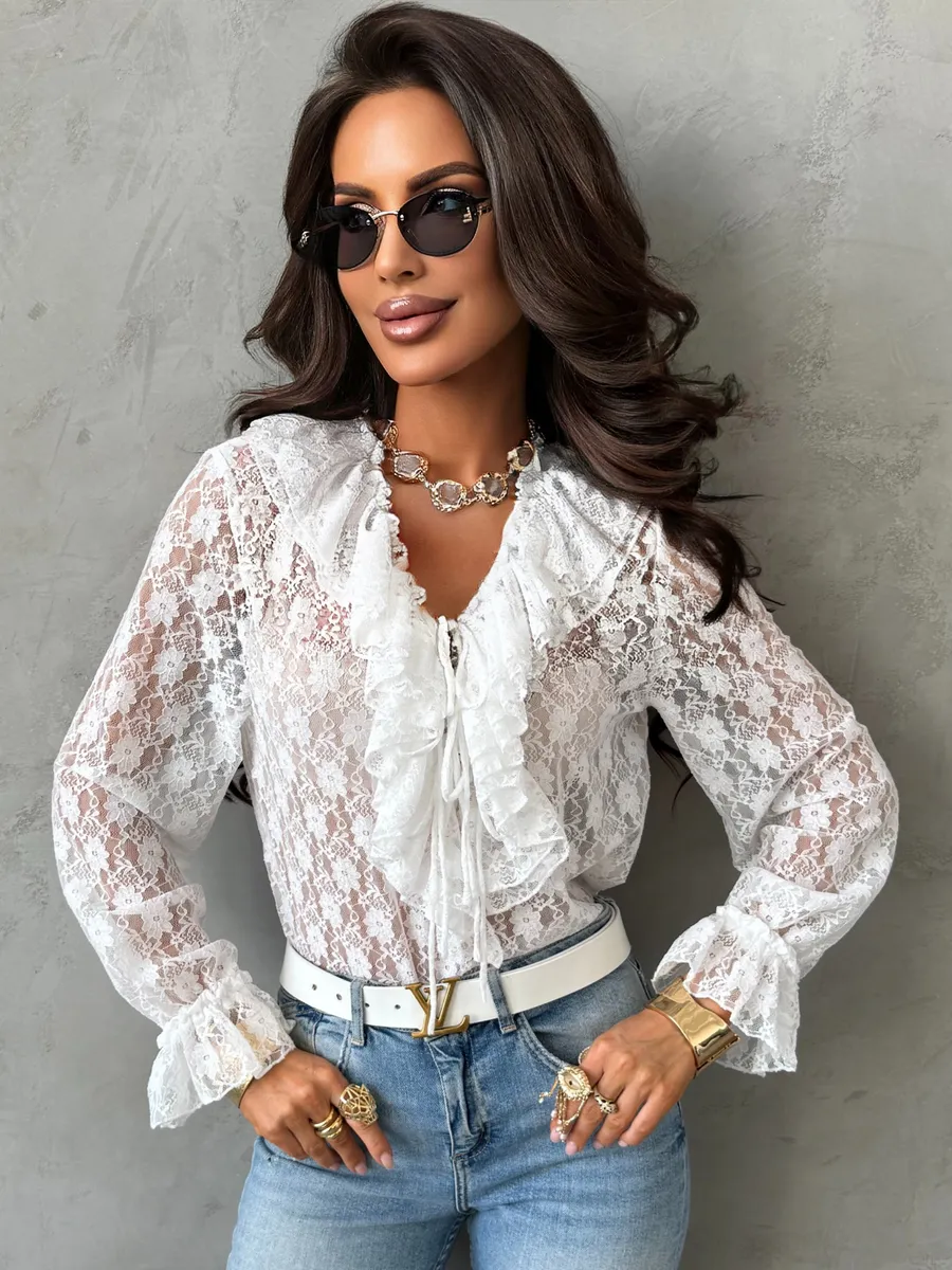 Нарядная кружевная блузка праздничная вечерняя