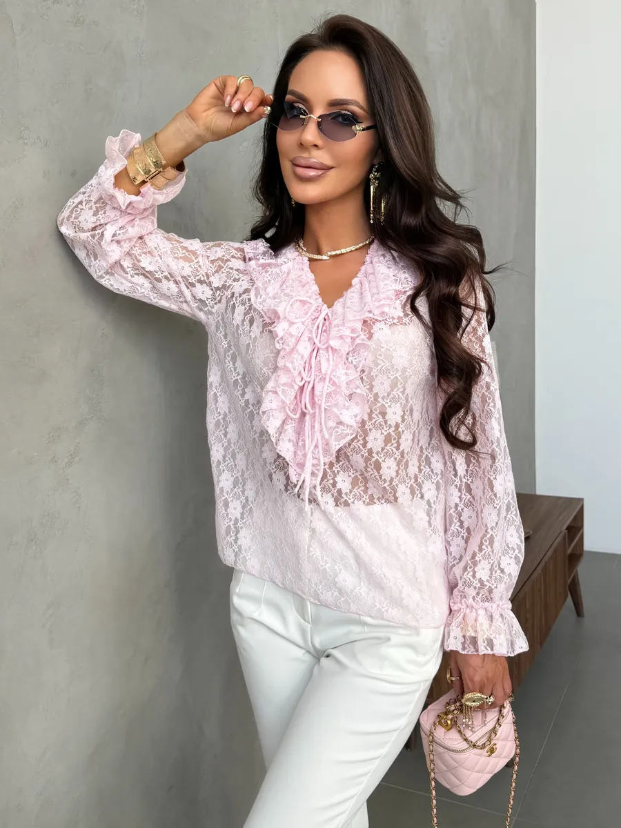 Розовая нарядная кружевная блузка праздничная вечерняя