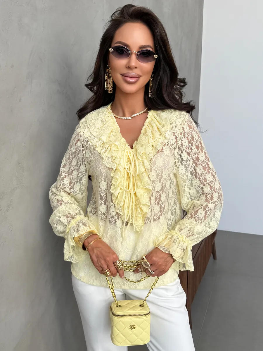 Нарядная кружевная блузка праздничная вечерняя