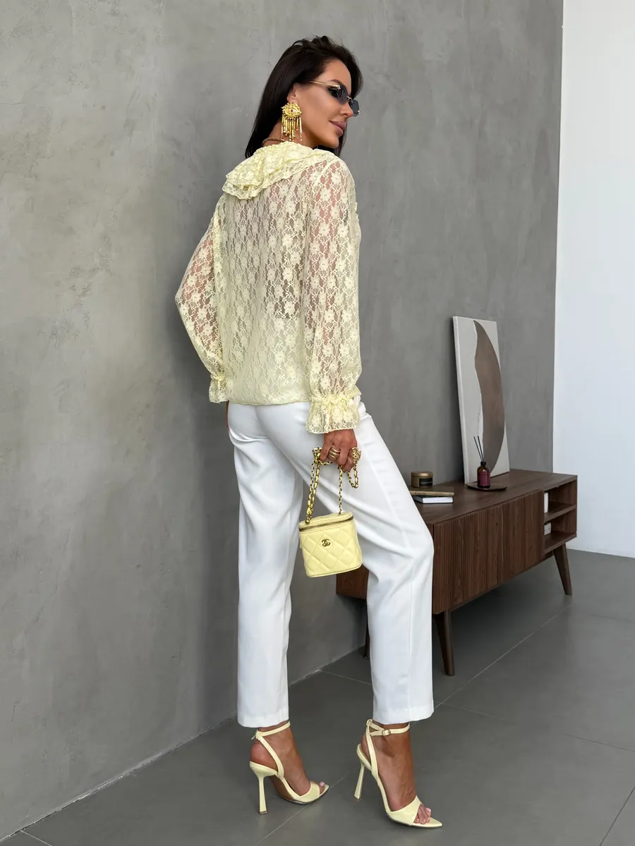 Нарядная кружевная блузка праздничная вечерняя