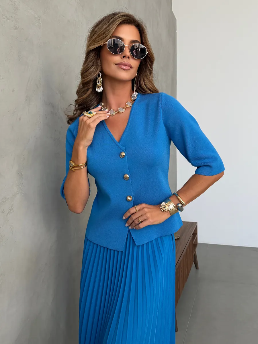 Синий костюм с юбкой офисный нарядный