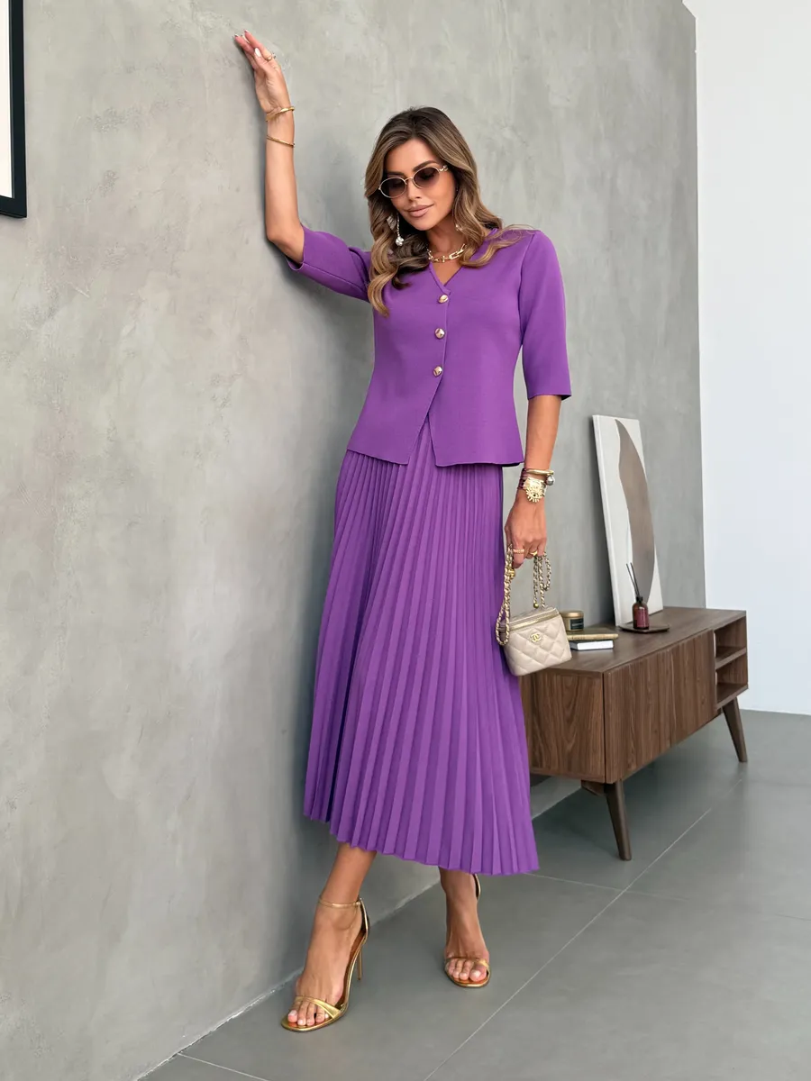 Костюм с юбкой офисный нарядный