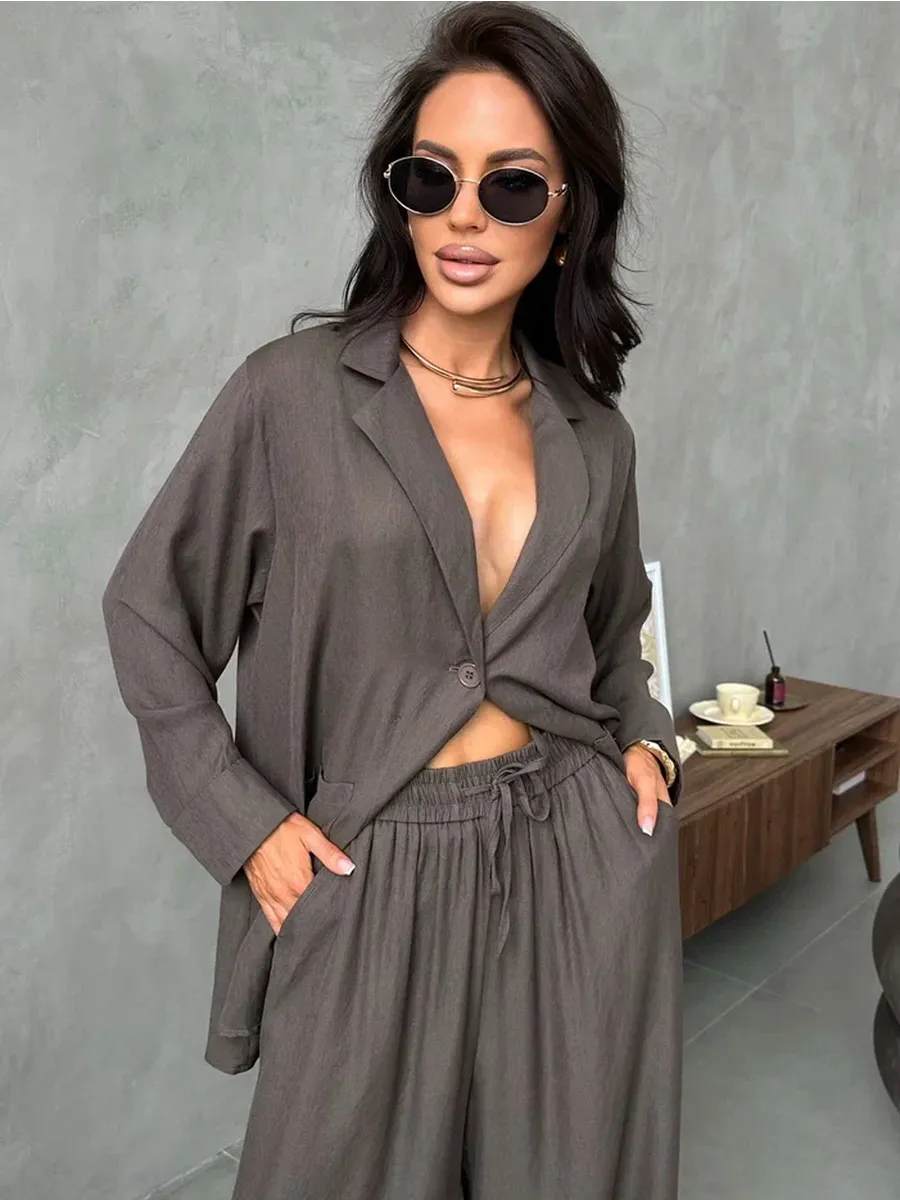 Хаки костюм брючный летний двойка с пиджаком