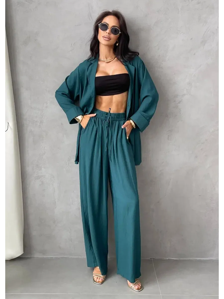 Зеленый костюм брючный летний двойка с пиджаком